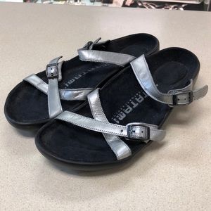 Silver Tatami Birkenstock’s